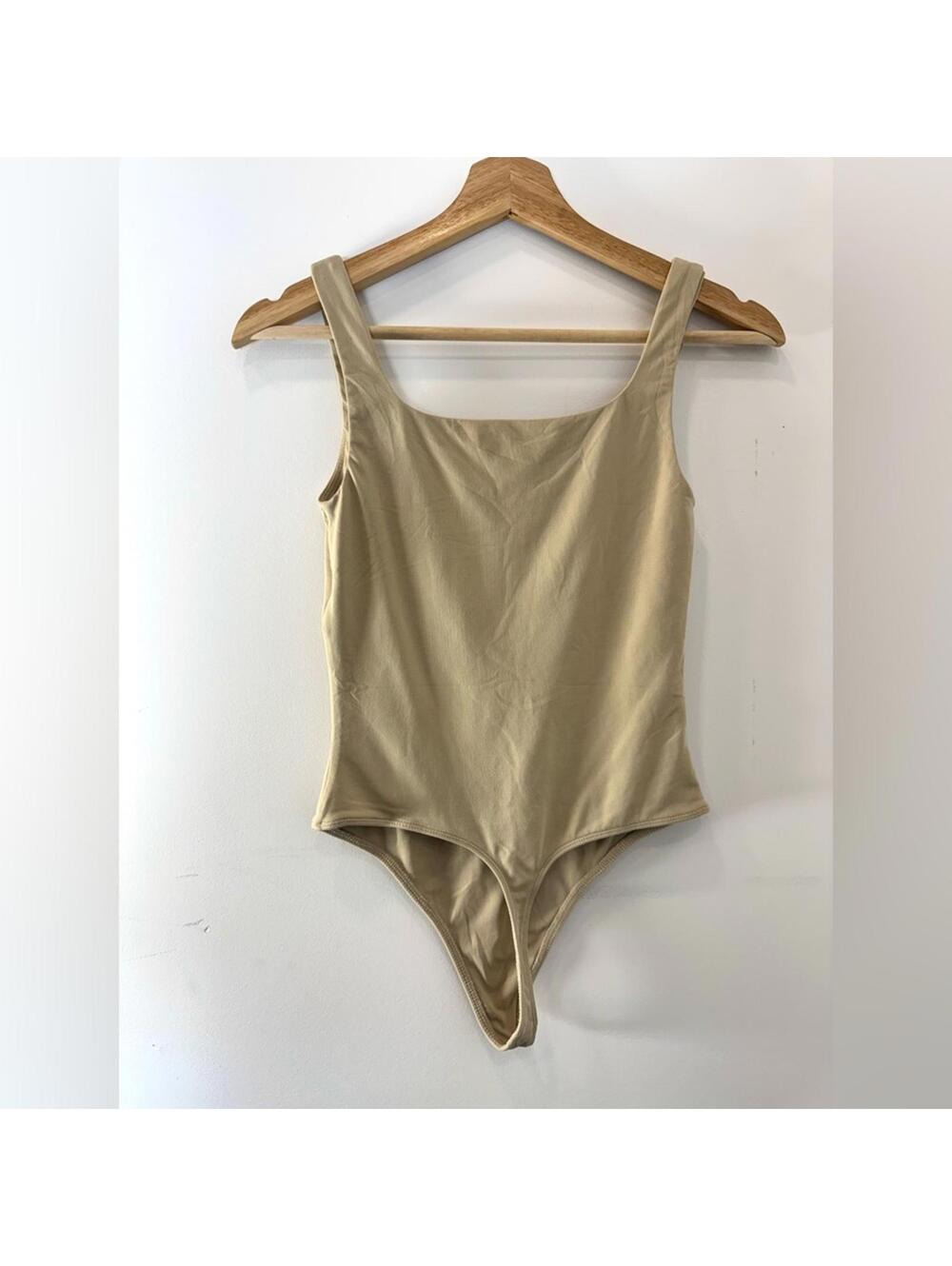Aritzia Babaton Contour Squareneck Tanktop Bodysuit - S - Beige - Picture 6 of 7